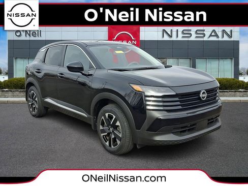 Certified 2025 Nissan Kicks SV image 1