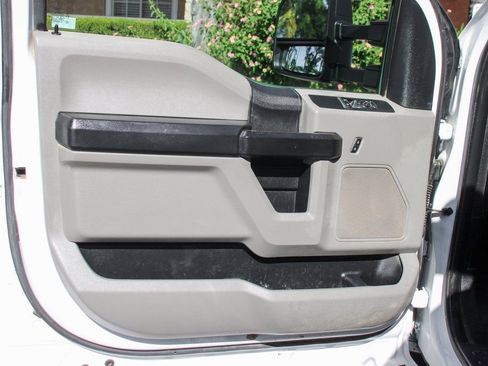 Used 2019 Ford F450 XL w/ XL Value Package image 15