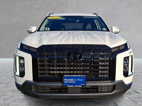 Used 2023 Hyundai Palisade SEL AWD/4WD image 2