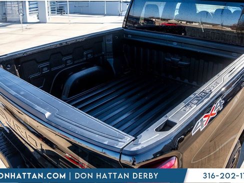 Used 2022 Chevrolet Silverado 1500 Custom image 28