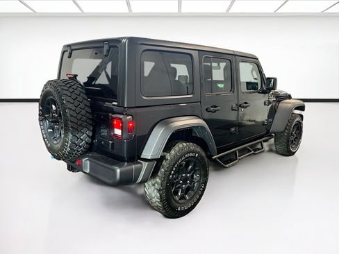 Used 2023 Jeep Wrangler Unlimited AWD/4WD image 4