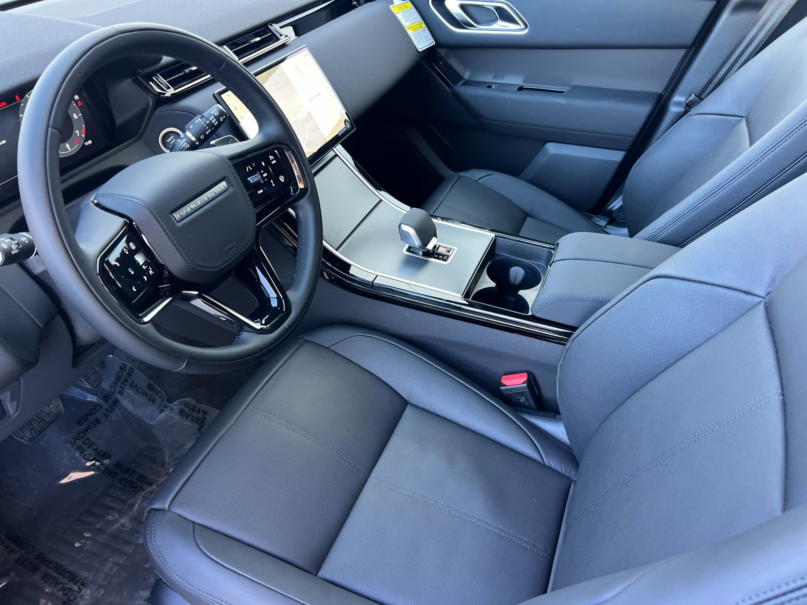 New 2026 Land Rover Range Rover Velar S AWD/4WD image 10
