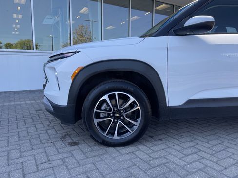 Used 2025 Chevrolet TrailBlazer LT image 10