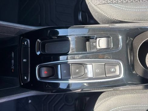 Used 2023 Chevrolet Bolt EUV LT FWD image 16