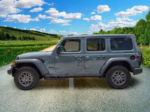 Certified 2026 Jeep Wrangler Unlimited Sport AWD/4WD image 3