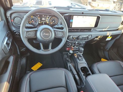 New 2026 Jeep Wrangler Unlimited Rubicon image 19