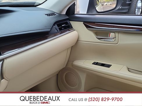 Used 2014 Lexus ES 350 w/ Luxury Package FWD image 23