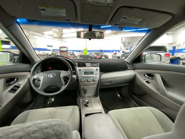 Used 2009 Toyota Camry LE FWD image 27