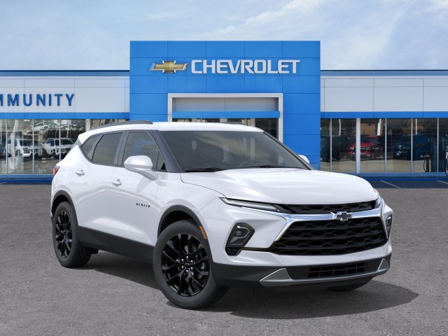 New 2026 Chevrolet Blazer LT w/ LPO, Black Sport Package AWD/4WD image 9
