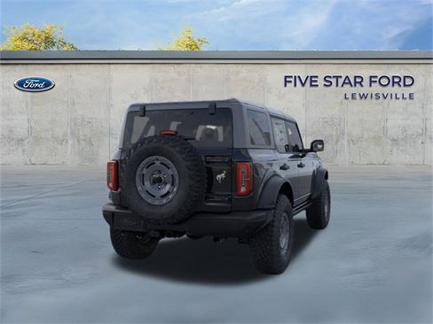 New 2025 Ford Bronco Badlands image 8