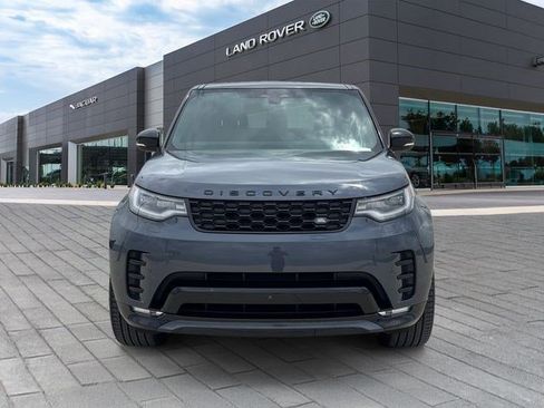 Certified 2025 Land Rover Discovery Dynamic SE AWD/4WD image 8