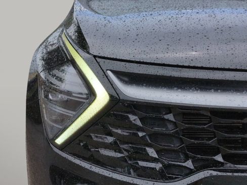 Certified 2024 Kia Sportage SX FWD image 12