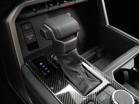 Used 2024 Toyota Tundra Limited w/ Power Package AWD/4WD image 24