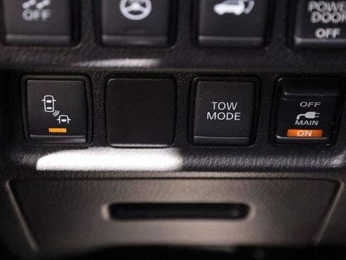 Used 2017 Nissan Pathfinder SL w/ SL Premium Package AWD/4WD image 26