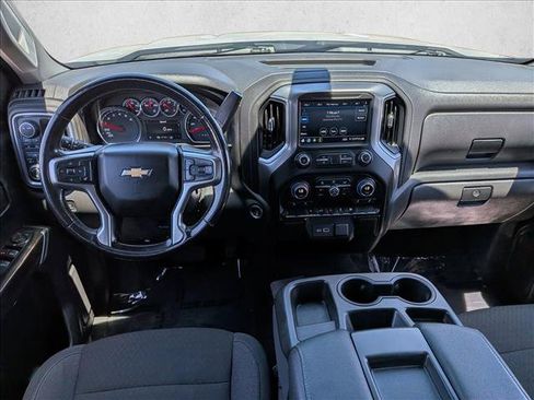 Used 2021 Chevrolet Silverado 1500 LT AWD/4WD image 22