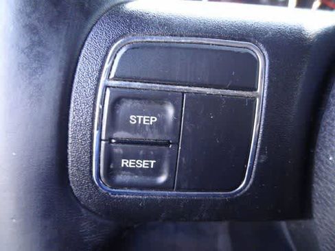 Used 2015 Jeep Wrangler Unlimited Sahara image 17