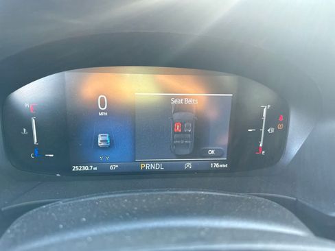 Used 2025 Ford Escape ST-Line Select AWD/4WD image 22