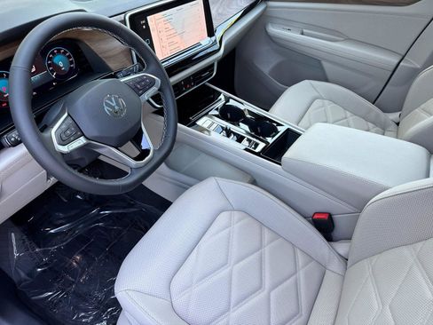 New 2026 Volkswagen Atlas SE AWD/4WD image 9