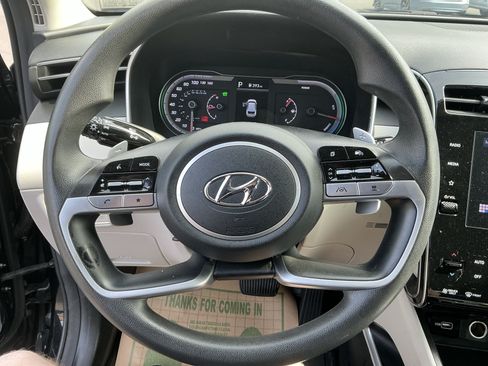 Used 2023 Hyundai Tucson Blue AWD/4WD image 16