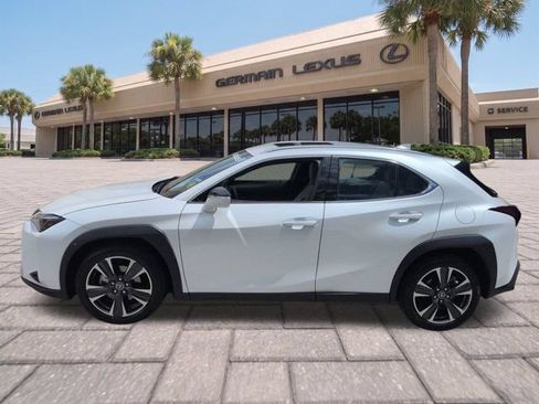 Certified 2025 Lexus UX 300h FWD w/ Accessory Package (Z2) image 7