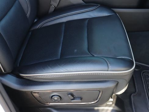 Used 2022 RAM 1500 Limited image 29