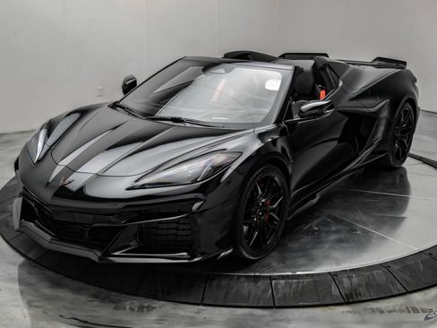 Used 2026 Chevrolet Corvette Z06 RWD image 7