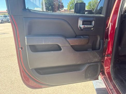 Used 2019 GMC Sierra 3500 Denali w/ Duramax Plus Package AWD/4WD image 18