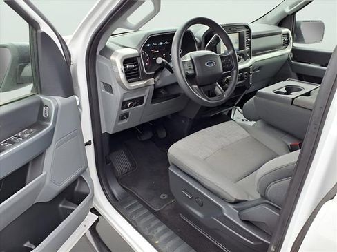 Used 2022 Ford F150 XLT w/ Trailer Tow Package image 11