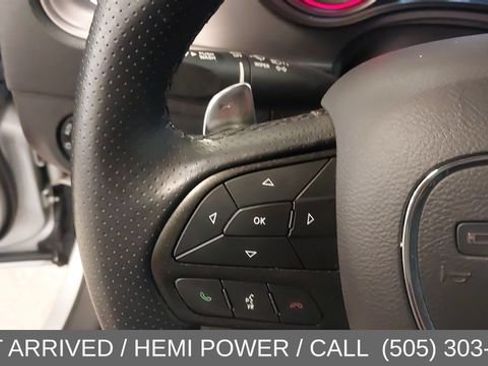 Used 2023 Dodge Charger R/T w/ Technology Group RWD image 23