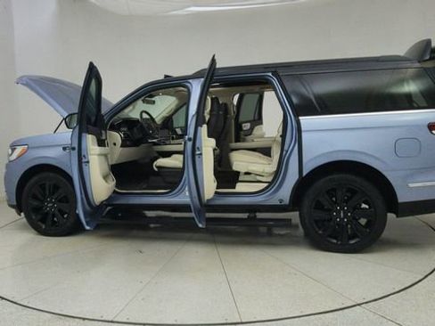 Used 2024 Lincoln Navigator L Black Label AWD/4WD image 78