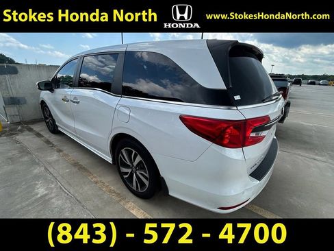 Used 2023 Honda Odyssey Touring image 4
