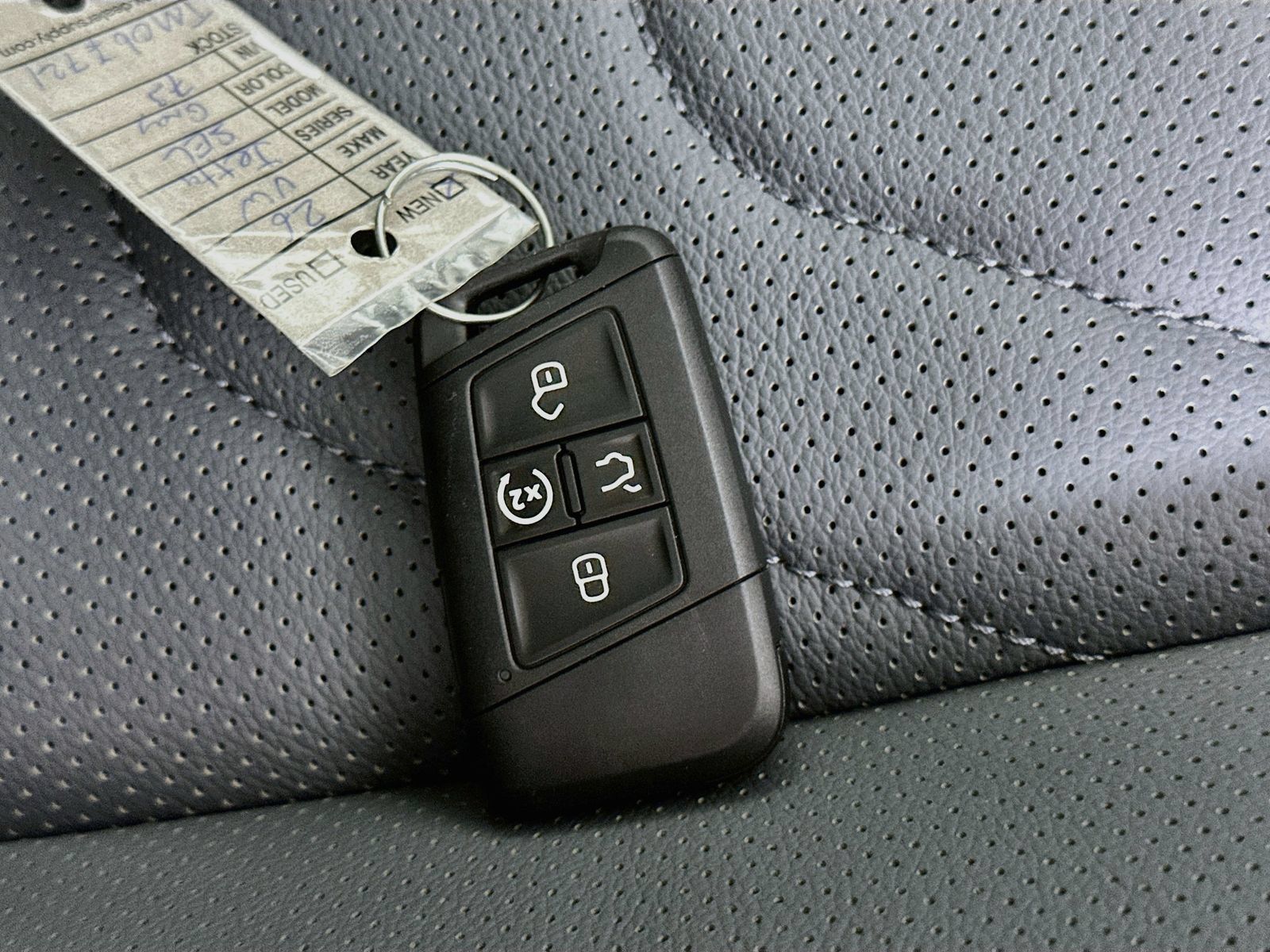 Used 2026 Volkswagen Jetta SEL FWD image 44