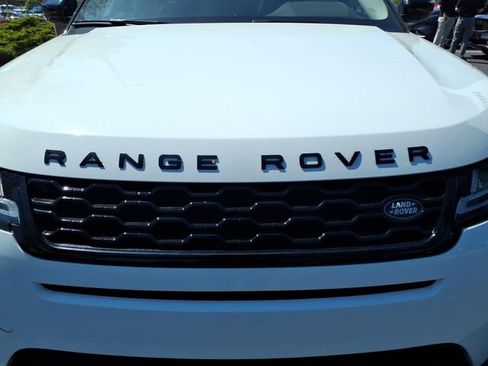 Used 2023 Land Rover Range Rover Evoque SE AWD/4WD image 12