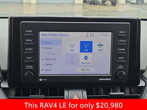 Used 2021 Toyota RAV4 LE image 27