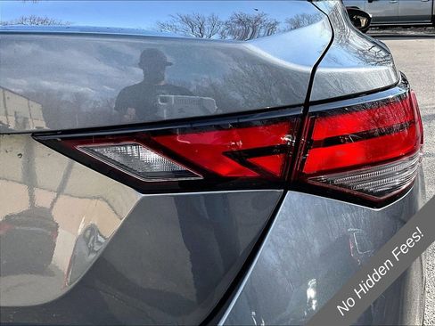 Used 2025 Nissan Sentra S FWD image 19