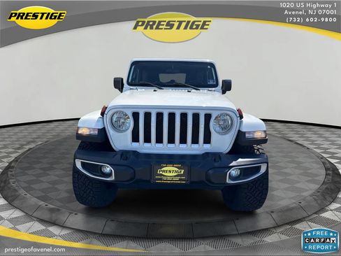 Used 2019 Jeep Wrangler Unlimited Sahara AWD/4WD image 2