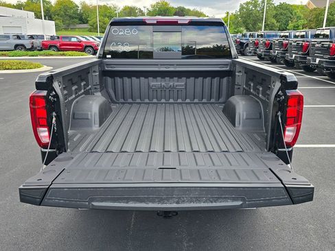 New 2026 GMC Sierra 1500 Elevation w/ Elevation Premium Package AWD/4WD image 32