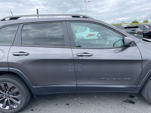 Used 2021 Jeep Cherokee Latitude Lux 80th Anniv w/ Quick Order Package 2YU 80th AWD/4WD image 36