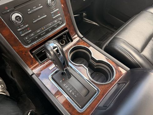 Used 2017 Lincoln Navigator Select image 26