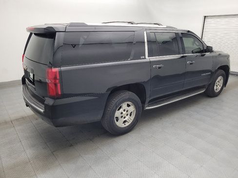 Used 2015 Chevrolet Suburban LTZ image 10