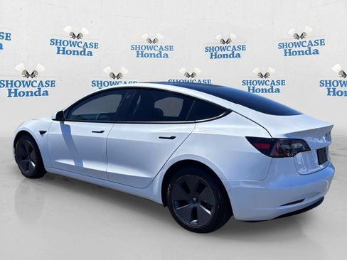 Used 2021 Tesla Model 3 Standard Range RWD image 5