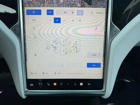 Used 2017 Tesla Model X 100D AWD/4WD image 35