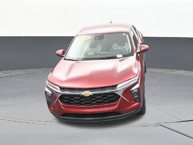 Used 2024 Chevrolet Trax LS w/ LS Convenience Package FWD image 59