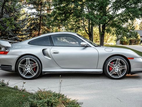 Used 2002 Porsche 911 Turbo AWD/4WD image 9