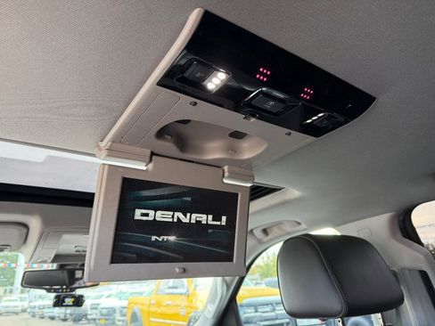 Used 2019 GMC Sierra 3500 Denali w/ Duramax Plus Package image 30