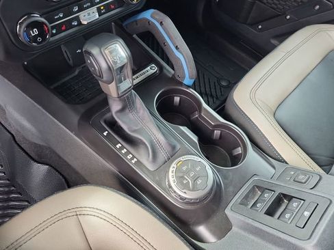 Used 2024 Ford Bronco Wildtrak AWD/4WD image 21
