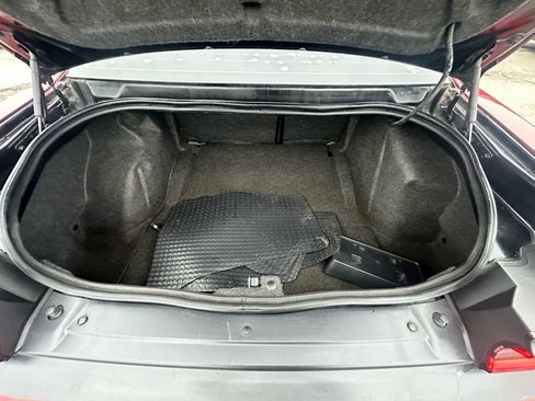 Used 2016 Dodge Challenger SXT Plus image 10