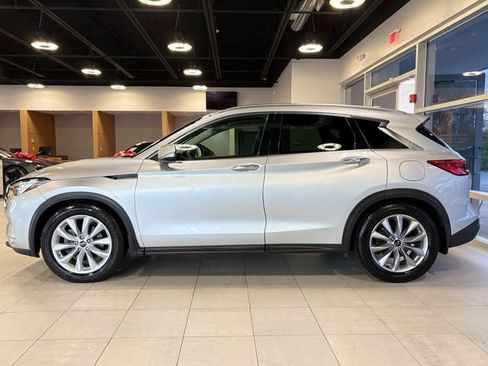 Used 2020 INFINITI QX50 Luxe AWD/4WD image 7