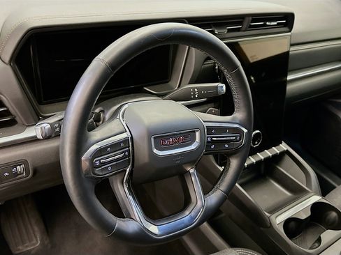 Used 2026 GMC Terrain Elevation AWD/4WD image 18
