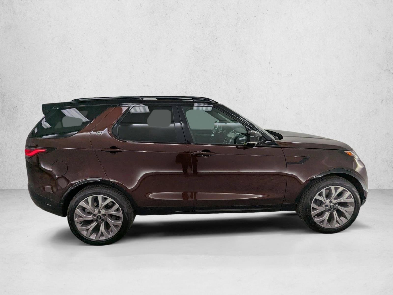 New 2026 Land Rover Discovery Limited Edition AWD/4WD image 3
